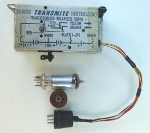 Miniatur Sockel Anschluss - 2.JPG
