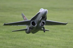 F18-3.jpg