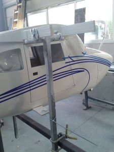 Cessna 182 Skylane (271).jpg
